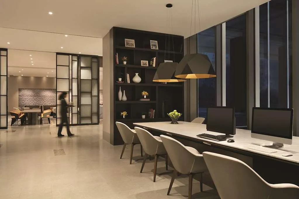 Hyatt Place Shanghai Tianshan Plaza Hotel